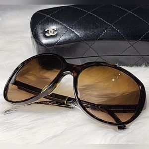 🩵 SOLD! 🔔 CHANEL Sunglasses